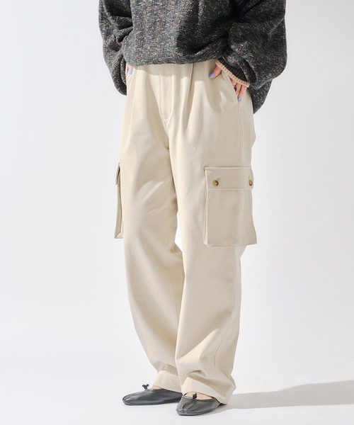 B.C STOCK（ベーセーストック）の「【Deux Allures/ドゥ アリュール】ウラキモウ カーゴスラックス（カーゴパンツ・メンズ・ライトグレー/ベージュ・MEDIUM/LARGE）」の6枚目の写真