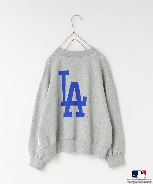 LOWRYS FARM（ローリーズファーム）の「ＭＬＢＢＩＧスウェット　 579540（スウェット・キッズ・ネイビー/シルバー/グリーン/ブラウン系その他・110cm/120cm/130cm/140cm/150cm）」の4枚目の写真