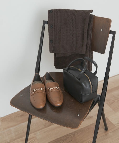 URBAN RESEARCH DOORS（アーバンリサーチドアーズ）の「ビット付きローファー（パンプス・レディース・ブラウン系その他/ブラック・36/37/38）」の3枚目の写真