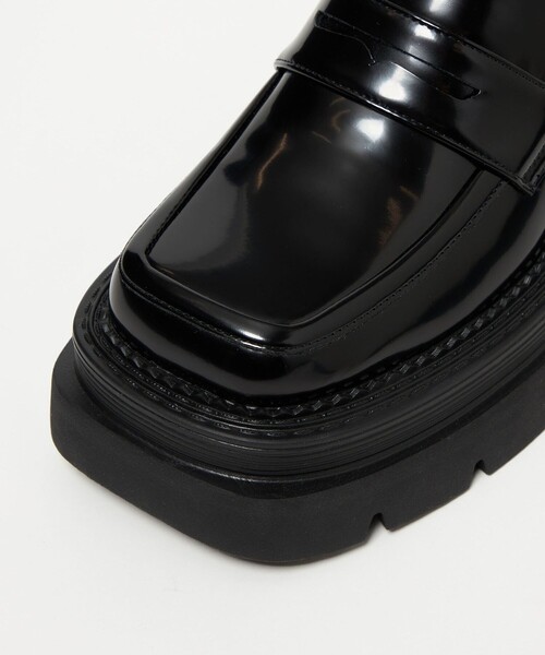 SY UNITED ARROWS（シーユナイテッドアローズ）の「＜SY＞ スクエアボリュームローファー フラット65↑（ローファー・レディース・オフホワイト/ブラック・22.5cm/23cm/23.5cm/24cm/24.5cm/25cm）」の9枚目の写真