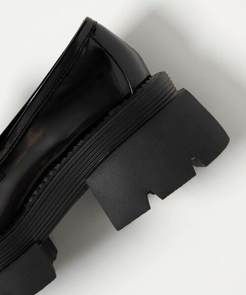 SY UNITED ARROWS（シーユナイテッドアローズ）の「＜SY＞ スクエアボリュームローファー フラット65↑（ローファー・レディース・オフホワイト/ブラック・22.5cm/23cm/23.5cm/24cm/24.5cm/25cm）」の10枚目の写真