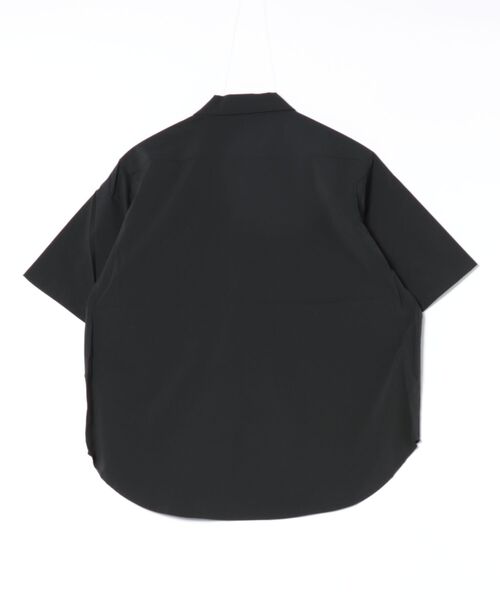 UNIVERSAL OVERALL(ユニバーサルオーバーオール)の「【72】【UNIVERSAL OVERALL】FUNCTIONAL SHIRT(シャツ/ブラウス・メンズ・グレー/ブラック・LARGE/MEDIUM/X-LARGE)」の3枚目の写真