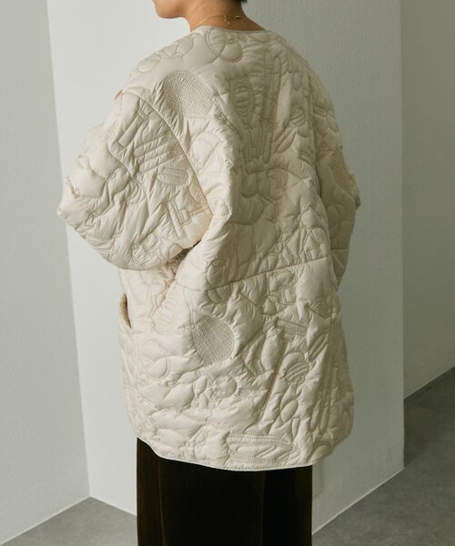 ear PAPILLONNER（イアパピヨネ）の「《WEB限定カラーあり》楽器柄/スポーツ柄/キルティングジャケット/アウター【SUM1 STYLE(スミスタイル)】（その他アウター・レディース・ブラウン/カーキ/アイボリー/ブラック系その他/ブラック・FREE）」の8枚目の写真