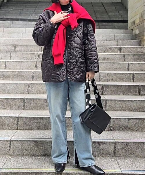 ear PAPILLONNER(イアパピヨネ)の「《WEB限定カラーあり》楽器柄/スポーツ柄/キルティングジャケット/アウター【SUM1 STYLE(スミスタイル)】(その他アウター・レディース・ブラウン/カーキ/アイボリー/ブラック系その他/ブラック・FREE)」の11枚目の写真