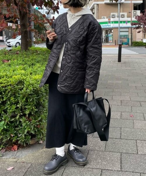 ear PAPILLONNER(イアパピヨネ)の「《WEB限定カラーあり》楽器柄/スポーツ柄/キルティングジャケット/アウター【SUM1 STYLE(スミスタイル)】(その他アウター・レディース・ブラウン/カーキ/アイボリー/ブラック系その他/ブラック・FREE)」の14枚目の写真