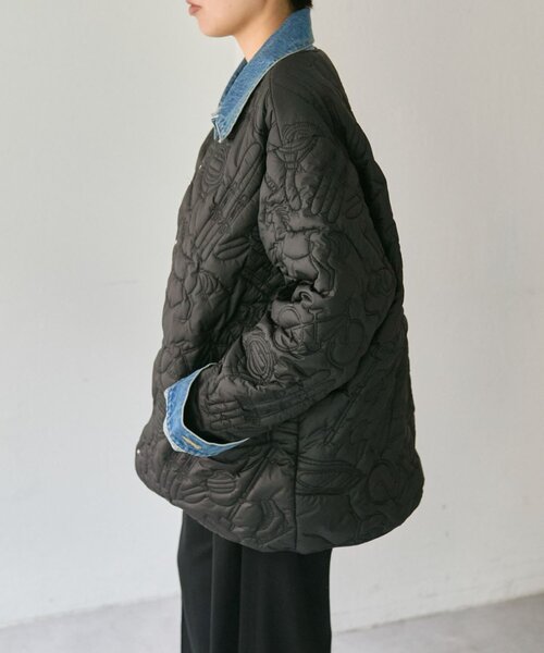 ear PAPILLONNER(イアパピヨネ)の「《WEB限定カラーあり》楽器柄/スポーツ柄/キルティングジャケット/アウター【SUM1 STYLE(スミスタイル)】(その他アウター・レディース・ブラウン/カーキ/アイボリー/ブラック系その他/ブラック・FREE)」の17枚目の写真