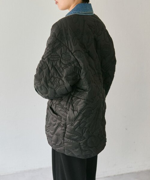 ear PAPILLONNER(イアパピヨネ)の「《WEB限定カラーあり》楽器柄/スポーツ柄/キルティングジャケット/アウター【SUM1 STYLE(スミスタイル)】(その他アウター・レディース・ブラウン/カーキ/アイボリー/ブラック系その他/ブラック・FREE)」の19枚目の写真