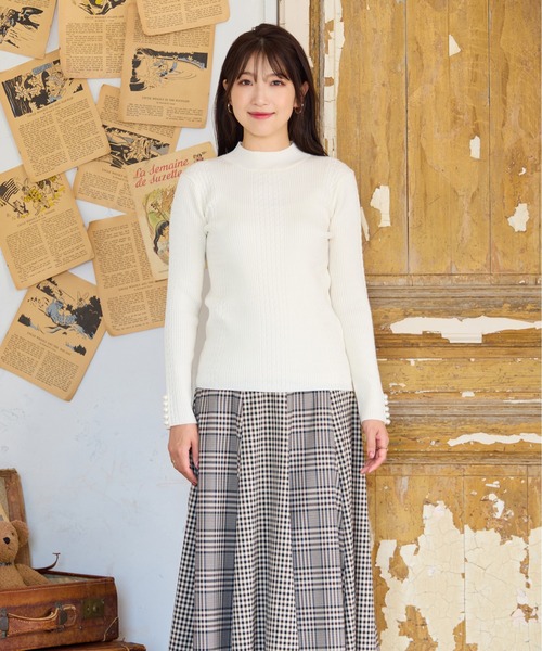 Rose Tiara（ローズティアラ）の「【定番人気アイテム】リブニット（ニット/セーター・レディース・ピンク/ブラック/オフホワイト/グレー・38/46/42）」の7枚目の写真