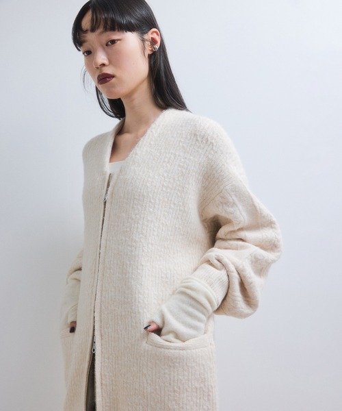 ADAM ET ROPE'(アダムエロペ)の「【WEB限定】ミックスパターンジップミドルカーディガン(カーディガン/ボレロ・レディース・ライトグレー/ベージュ系その他/レッド系その他・FREE)」の2枚目の写真