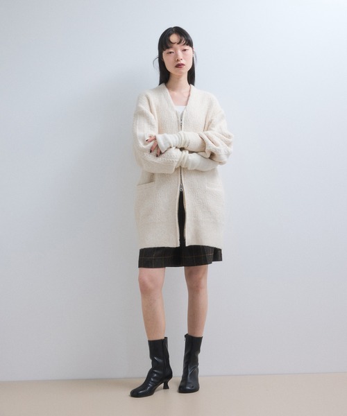 ADAM ET ROPE'(アダムエロペ)の「【WEB限定】ミックスパターンジップミドルカーディガン(カーディガン/ボレロ・レディース・ライトグレー/ベージュ系その他/レッド系その他・FREE)」の7枚目の写真