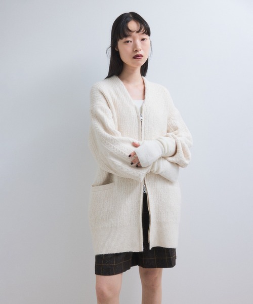 ADAM ET ROPE'(アダムエロペ)の「【WEB限定】ミックスパターンジップミドルカーディガン(カーディガン/ボレロ・レディース・ライトグレー/ベージュ系その他/レッド系その他・FREE)」の11枚目の写真