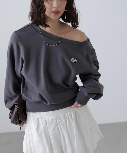 FREE'S MART(フリーズマート)の「◆オフショルワンポイント刺繍スウェット(Tシャツ/カットソー・レディース・ホワイト系その他/ブラック/グレー系その他・FREE)」の6枚目の写真