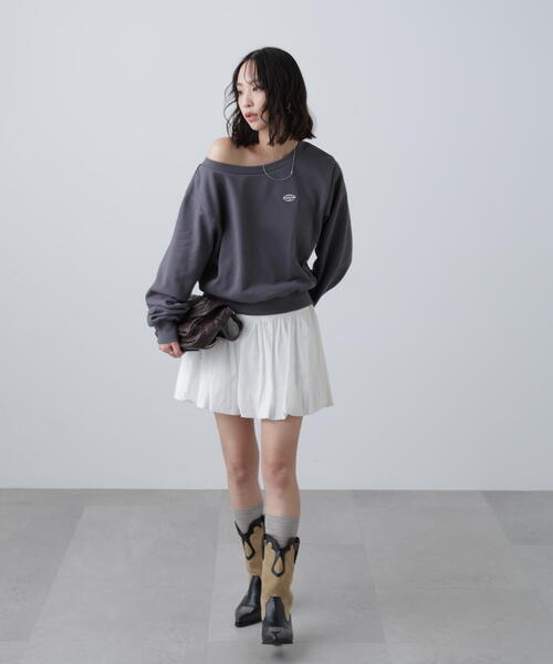 FREE'S MART(フリーズマート)の「◆オフショルワンポイント刺繍スウェット(Tシャツ/カットソー・レディース・ホワイト系その他/ブラック/グレー系その他・FREE)」の10枚目の写真