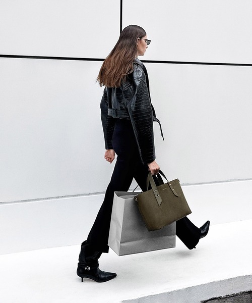 CHARLES & KEITH（チャールズ & キース）の「Shania シャナイア ダブル