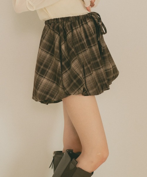 VANNIE U（ヴァニーユー）の「チェックバルーンショートパンツ（その他パンツ・レディース・ネイビー/ブラウン・FREE）」の5枚目の写真