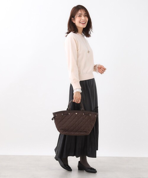 Reflect(リフレクト)の「【ショルダー付き/コーディネートのアクセントに◎】キルティングバッグ(トートバッグ・レディース・ブラック/ダークブラウン/ベージュ系・00)」の9枚目の写真