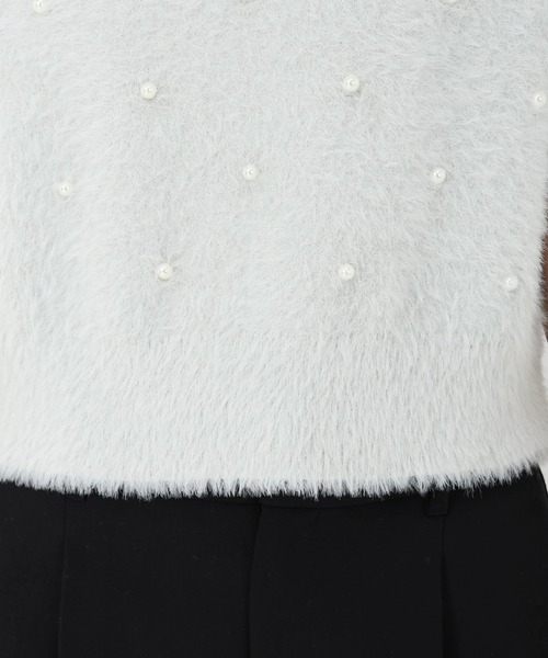 STRAWBERRY-FIELDS（ストロベリーフィールズ）の「メルティーシャギー_パールシャギーニットプルオーバー（ニット/セーター・レディース・オフホワイト/ライトグレー・2）」の11枚目の写真