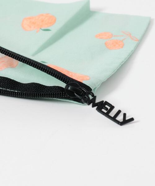 SMELLY（スメリー）の「MELLYポーチS（ポーチ・レディース・ブルー系その他/ストライプ/ドット/ブラック/ホワイト/チャコールグレー/ライトブルー/アイボリー/グリーン系その他/ベージュ系その他・-）」の15枚目の写真