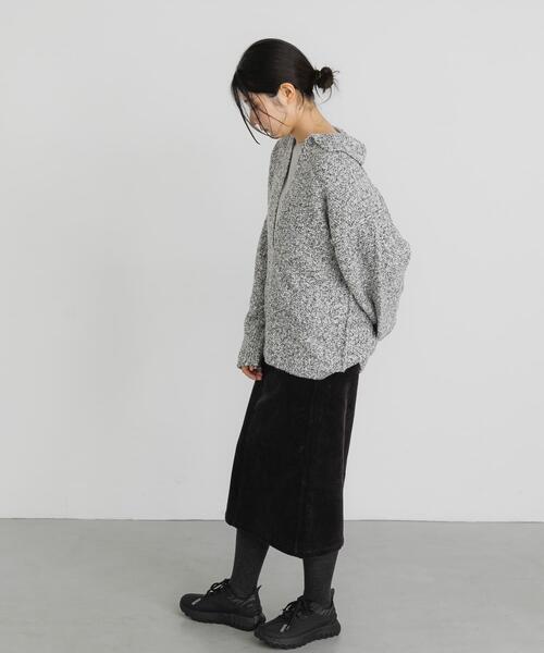 EKAL（エカル）の「鹿子編みスキッパー衿ニット（ニット/セーター・レディース・ベージュ/チャコールグレー/グレー・ONE）」の10枚目の写真