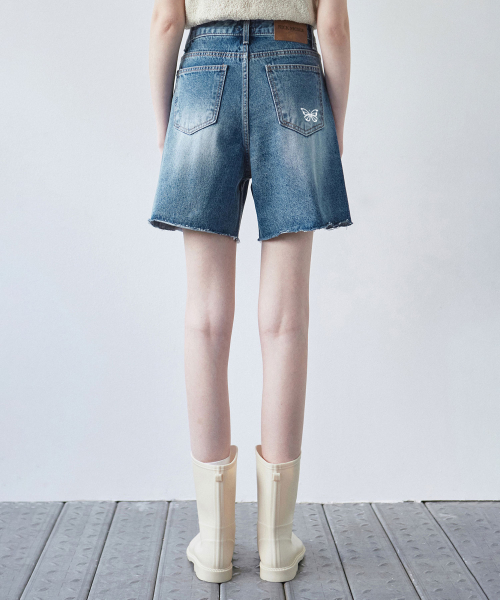 NICK&NICOLE（ニックアンドニコール）の「CUTTING DENIM HALF PANTS_BLUE（デニムパンツ・レディース・その他・MEDIUM/SMALL/LARGE）」の4枚目の写真