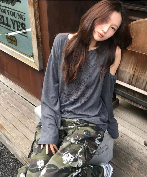 Midnight Move（ミッドナイトムーブ）の「2 hole t (dark grey)（Tシャツ/カットソー・レディース・その他・FREE）」の6枚目の写真