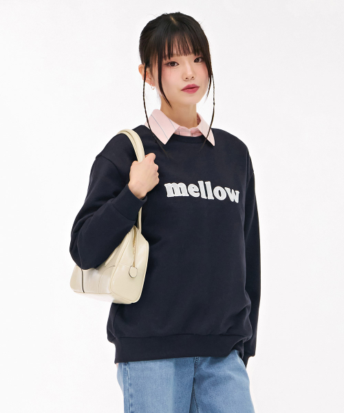 CHASECULT(チェイスカルト)の「レディースレースグラフィックスウェットシャツ-ネイビー(スウェット・レディース・ネイビー・90/85)」の4枚目の写真