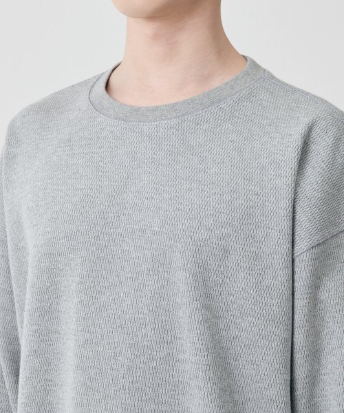 MUSINSA STANDARD（ムシンサスタンダード）の「ハニカムオーバーサイズスウェットシャツ[ミディアムグレー]（スウェット・メンズ・その他・SMALL/MEDIUM/LARGE）」の3枚目の写真