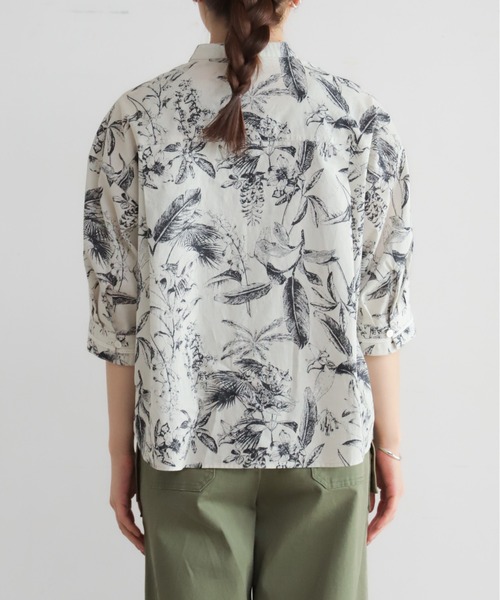 NOMBRE IMPAIR（ノンブルアンペール）の「モノトーンボタニカル　ピンタックブラウス（シャツ/ブラウス・レディース・ホワイト・FREE）」の2枚目の写真