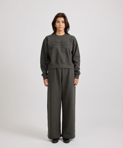 Saturdays NYC（サタデーズ ニューヨークシティ ）の「Genny Speckle Sweatshirt  | WOMEN（スウェット・レディース・チャコールグレー/グレー・L/M/S）」の4枚目の写真