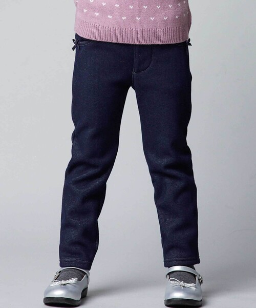 BeBe（ベベ）の「デニムムートン裏ファーリボンポイントスリムロングパンツ（デニムパンツ・キッズ・ブラック/ネイビー・120cm/100cm/130cm/110cm/140cm/150cm）」の6枚目の写真