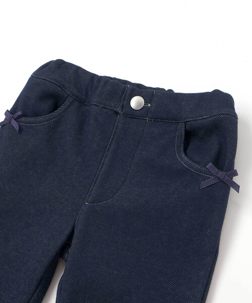 BeBe（ベベ）の「デニムムートン裏ファーリボンポイントスリムロングパンツ（デニムパンツ・キッズ・ブラック/ネイビー・120cm/100cm/130cm/110cm/140cm/150cm）」の13枚目の写真