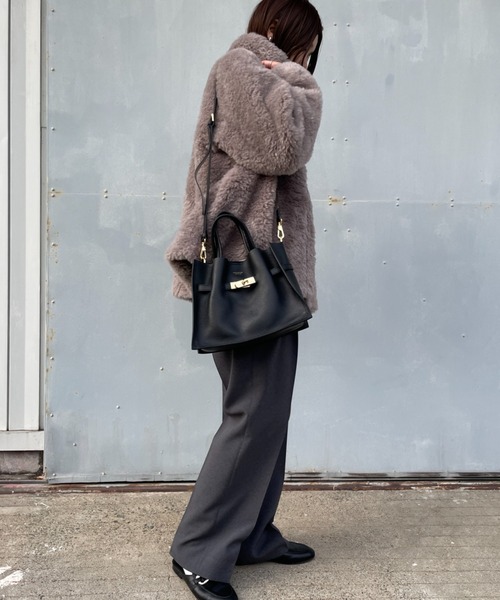 VIOLAd'ORO（ヴィオラドーロ）の「[VIOLAd’ORO / ヴィオラドーロ] TRERO イタリアンレザー2WAYバッグ（トートバッグ・レディース・ブラック・ONE SIZE）」の16枚目の写真