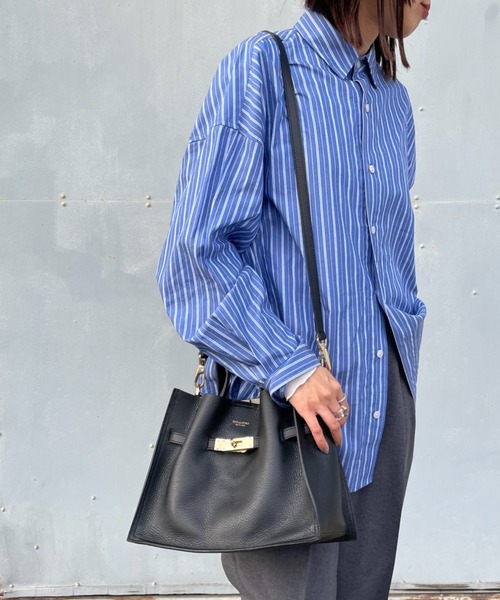 VIOLAd'ORO（ヴィオラドーロ）の「[VIOLAd’ORO / ヴィオラドーロ] TRERO イタリアンレザー2WAYバッグ（トートバッグ・レディース・ブラック・ONE SIZE）」の21枚目の写真