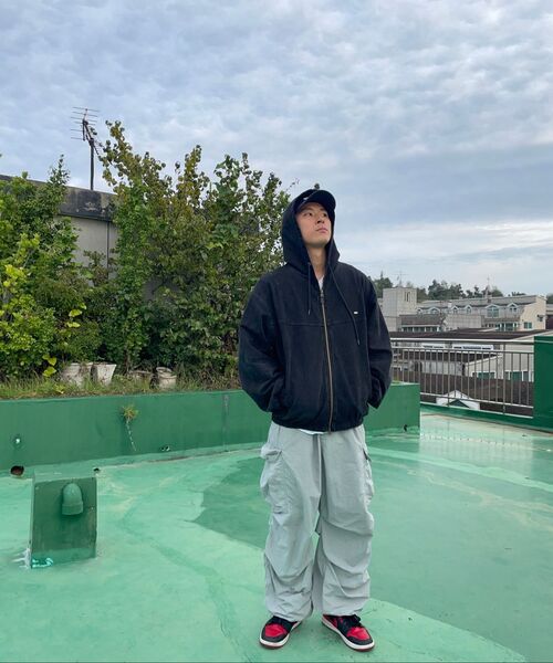 NOT4NERD(ノットフォーナード)の「Parachute Nylon Cargo Pants - Light Grey(スウェットパンツ・レディース・その他・LARGE/MEDIUM/X-LARGE)」の2枚目の写真