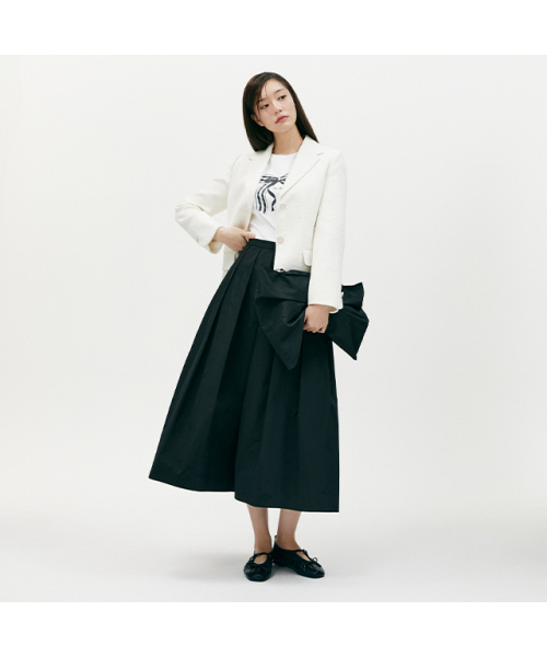 PLASTIC ISLAND(プラスティックアイランド)の「タックボリュームロングスカート PR2WS363(スカート・レディース・ブラック・SMALL/MEDIUM)」の2枚目の写真