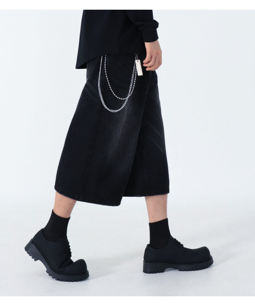 BUTTON SEOUL(ボタンソウル)の「ウォッシュドチェーンバミューダデニムパンツ(ヴィンテージブラック)(その他パンツ・レディース・その他・LARGE/MEDIUM/X-LARGE/SMALL)」の7枚目の写真