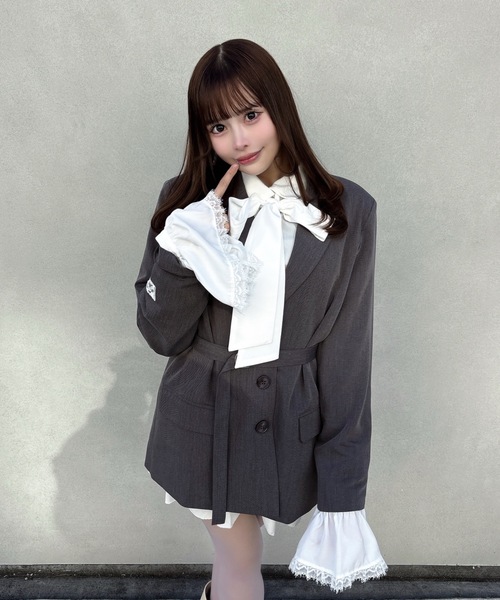 one way（ワンウェイ）の「フリルカフステーラージャケット（テーラードジャケット・レディース・ブラック/ブルー系その他/グレー/グレー系その他・FREE）」の2枚目の写真