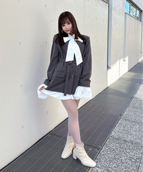 one way（ワンウェイ）の「フリルカフステーラージャケット（テーラードジャケット・レディース・ブラック/ブルー系その他/グレー/グレー系その他・FREE）」の12枚目の写真