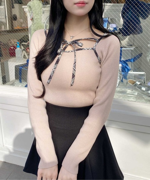 INGNI（イング）の「チェック柄配色デコルテリボンニット（ニット/セーター・レディース・ブラック系9/ベージュ系8/ホワイト系その他4・M）」の12枚目の写真