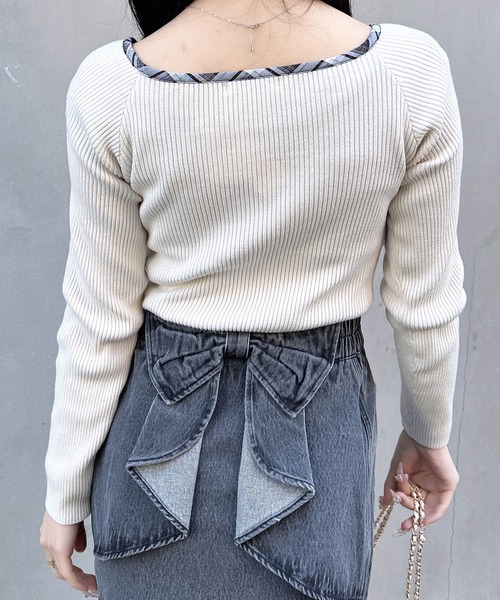 INGNI（イング）の「チェック柄配色デコルテリボンニット（ニット/セーター・レディース・ブラック系9/ベージュ系8/ホワイト系その他4・M）」の21枚目の写真