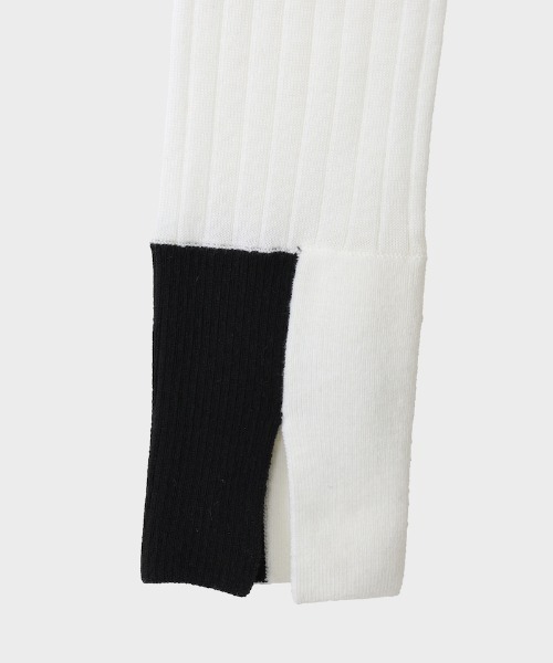 CINOH(チノ)の「TURTLE NECK TIGHT KNIT(ニット/セーター・レディース・ホワイト・38)」の5枚目の写真