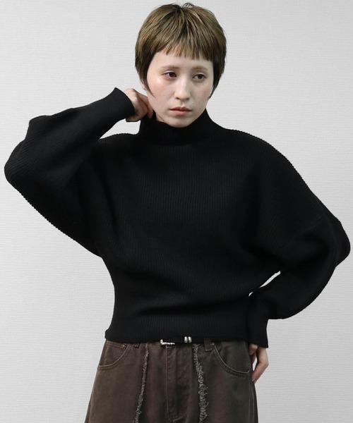 THE CELL.(ザセルドット)の「リブドルマンモックネックニット RIB DOLMAN MOCK NECK KNIT(ニット/セーター・レディース・グレー/ブラック/ライトベージュ・FREE)」の1枚目の写真