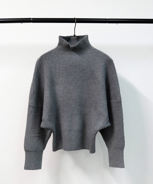 THE CELL.(ザセルドット)の「リブドルマンモックネックニット RIB DOLMAN MOCK NECK KNIT(ニット/セーター・レディース・グレー/ブラック/ライトベージュ・FREE)」の7枚目の写真