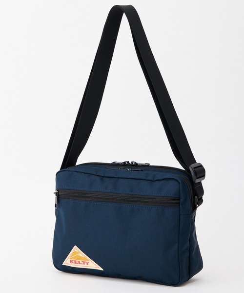KELTY(ケルティ)の「500mlのペットボトル収納可能【KELTY】ES RECTANGLE ZIP SHOULDER M レクタングルジップショルダー M(ショルダーバッグ・レディース・マスタード/ネイビー/ブラック系/レオパード/アニマル/スカイブルー/オリーブ/ブラウン系/ホワイト系/ブラック/ベージュ/セージグリーン/タン・ONE SIZE)」の10枚目の写真