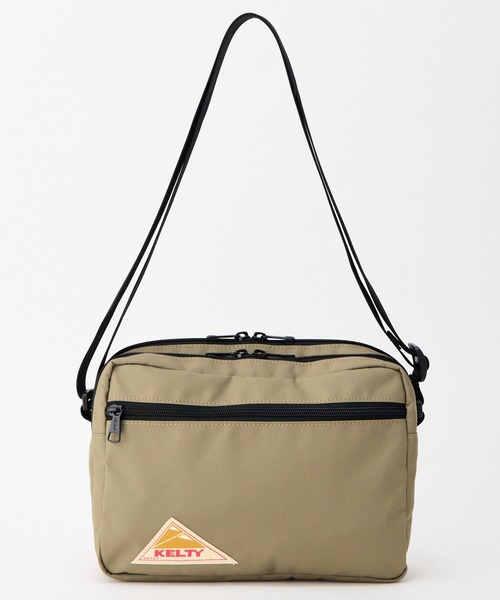 KELTY(ケルティ)の「500mlのペットボトル収納可能【KELTY】ES RECTANGLE ZIP SHOULDER M レクタングルジップショルダー M(ショルダーバッグ・レディース・マスタード/ネイビー/ブラック系/レオパード/アニマル/スカイブルー/オリーブ/ブラウン系/ホワイト系/ブラック/ベージュ/セージグリーン/タン・ONE SIZE)」の22枚目の写真