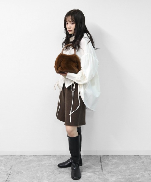 THE CELL.（ザセルドット）の「フェイクファーミニハンドバッグ　FAKE FUR MINI HANDBAG（ハンドバッグ・レディース・ブラック/ブラウン・FREE）」の17枚目の写真