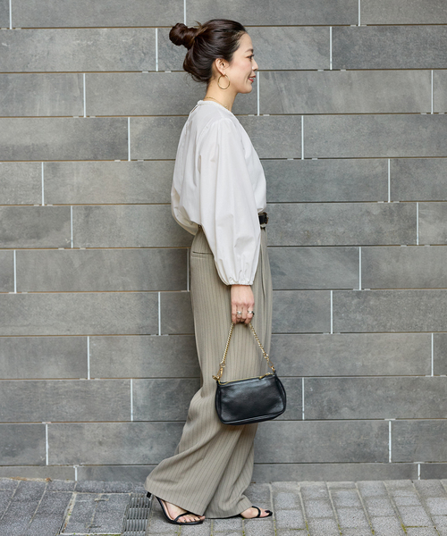 手洗い可 / デザインネックパフスリーブブラウス（シャツ/ブラウス