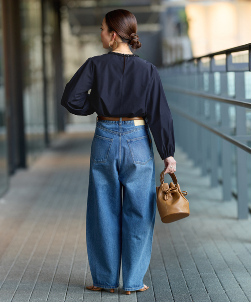 B.C STOCK(ベーセーストック)の「手洗い可 / デザインネックパフスリーブブラウス(シャツ/ブラウス・レディース・ホワイト/ネイビー・FREE)」の11枚目の写真