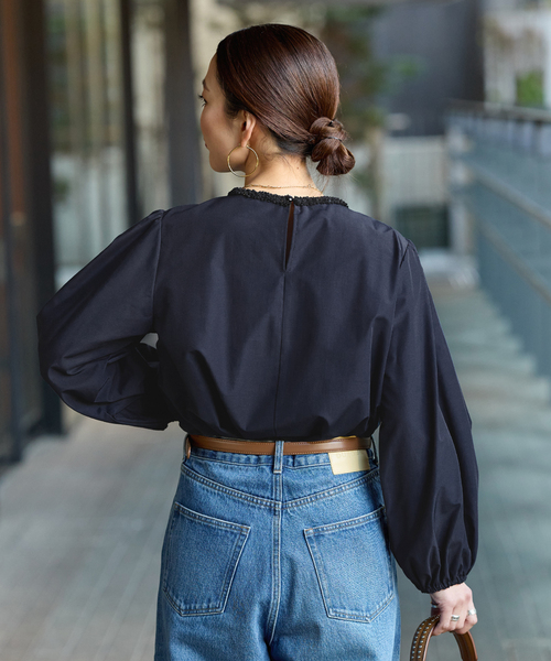 B.C STOCK(ベーセーストック)の「手洗い可 / デザインネックパフスリーブブラウス(シャツ/ブラウス・レディース・ホワイト/ネイビー・FREE)」の14枚目の写真
