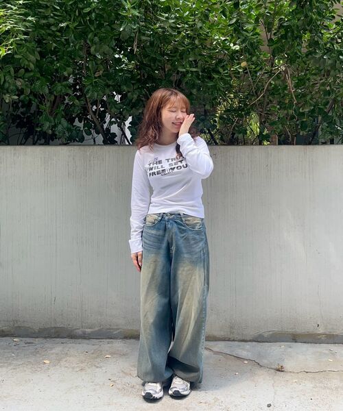 DANGLEDROP(ダングルドロップ)の「DGDP FREE YOUセミクロップロングスリーブバーガンディ(Tシャツ/カットソー・レディース・その他・FREE)」の9枚目の写真